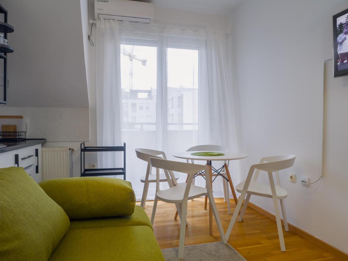 נובי סאד Apartment Neo 2 Free Parking מראה חיצוני תמונה